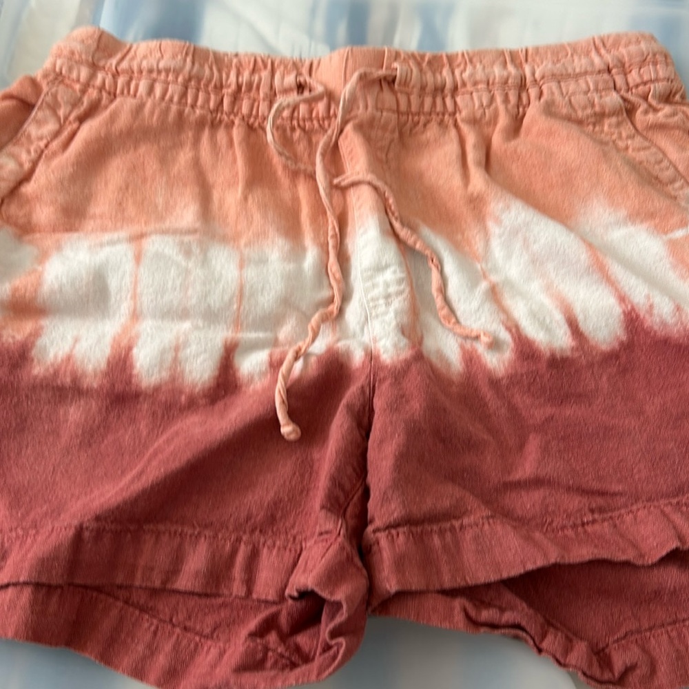 Old navy shirts size medium